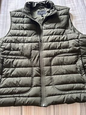 Banana Republic Olive Quilted Puffer Vest